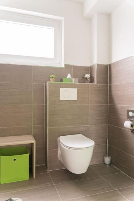Ferienhaus Schoene Aussicht Ferienwohnung Gruen Hemfurth-Edersee Εξωτερικό φωτογραφία